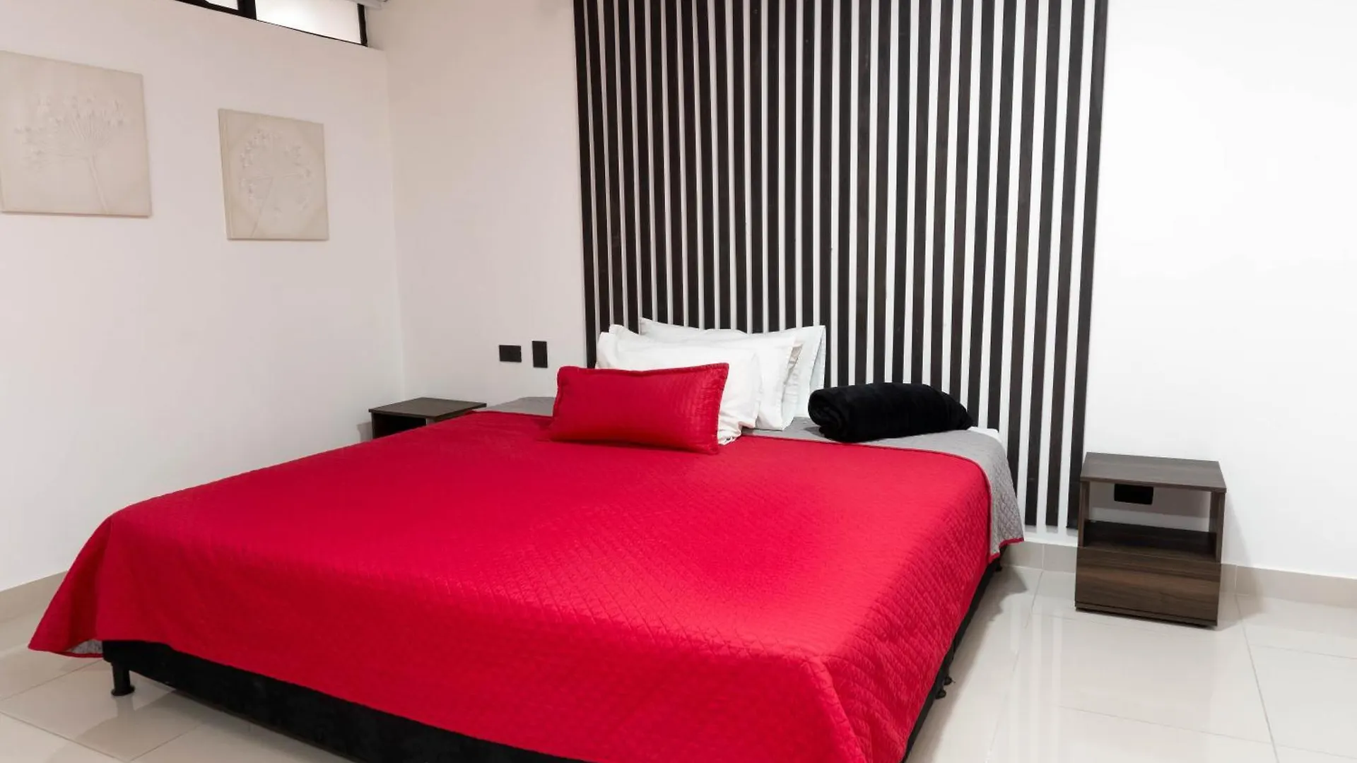 ***  Hotel Ofix Medellín Kolombiya