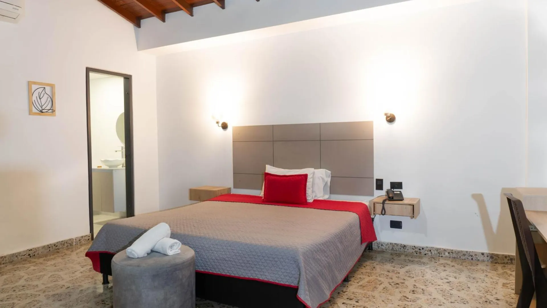 Hotel Ofix Medellín