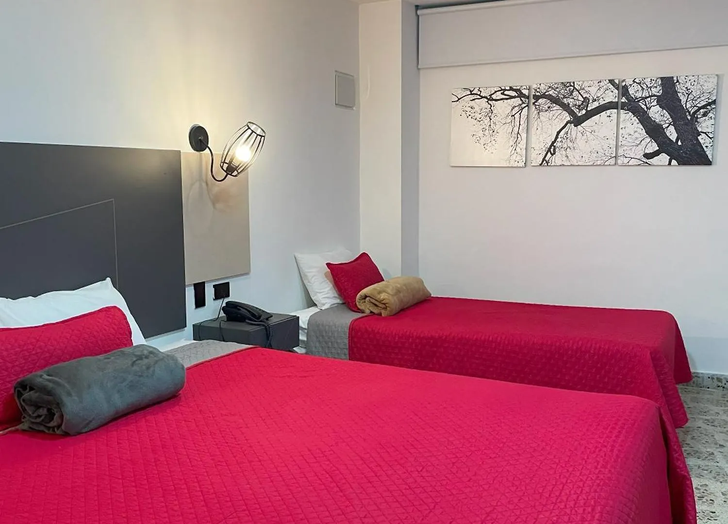 Hotel Ofix Μεντεγίν 3*,  Κολομβία