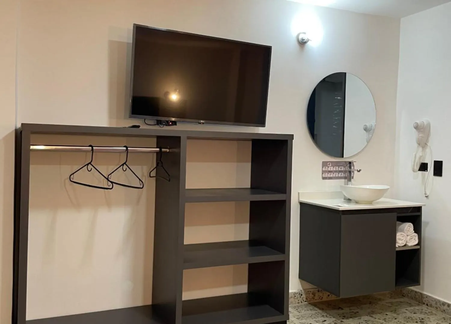 Hotel Ofix Medellin